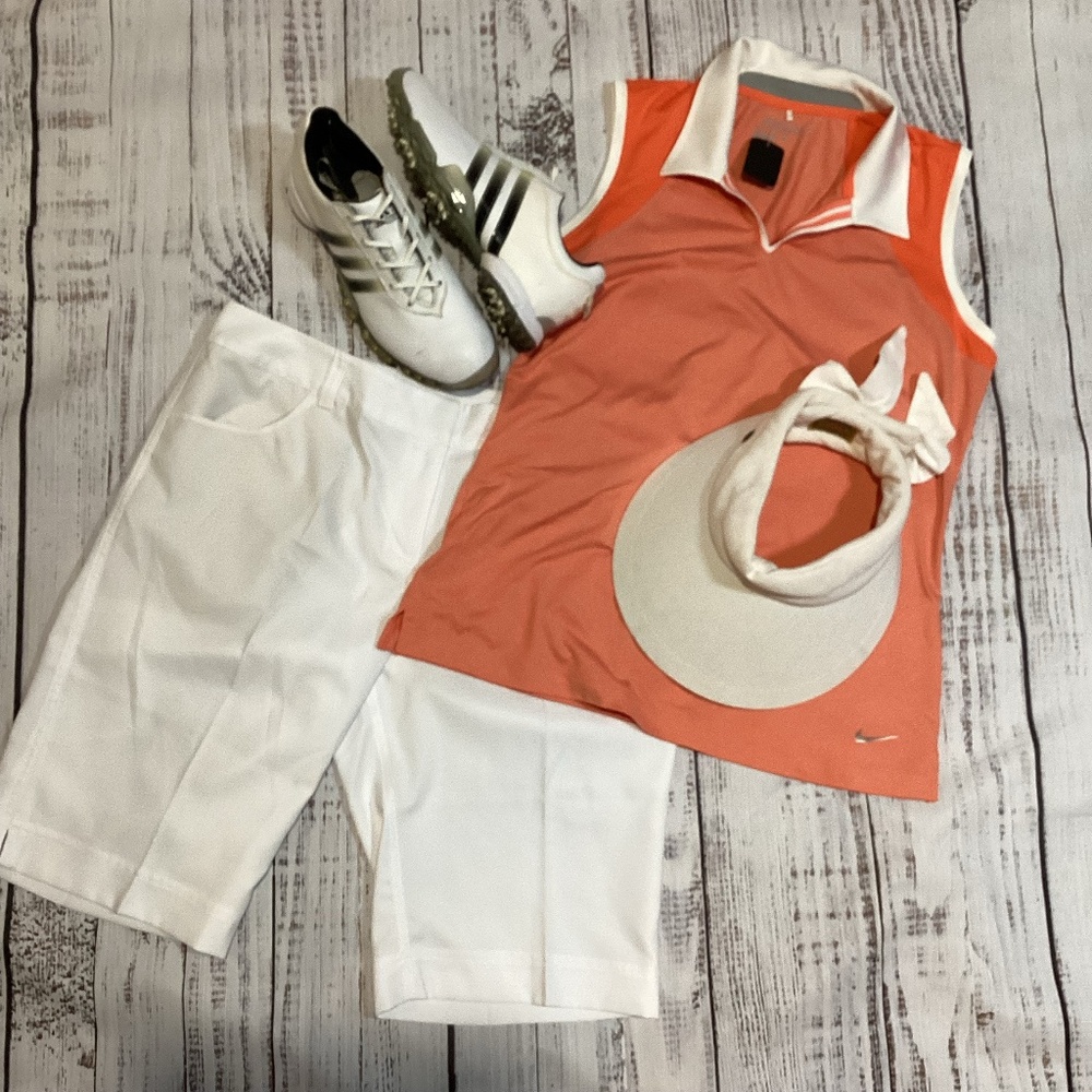 719. Nike Tour Performance Tangerine Golf Polo Size Medium EUC